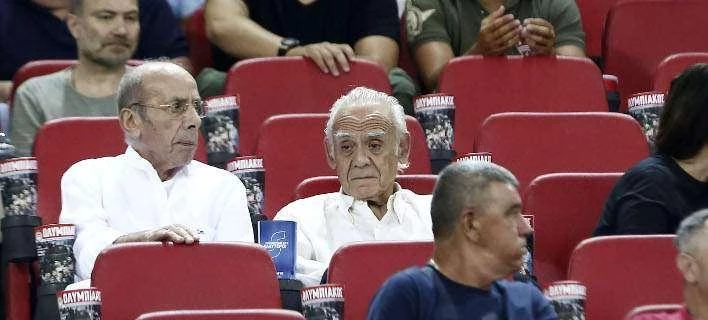 Στο Καραϊσκάκη για να δουν Ολυμπιακό, Τσοχατζόπουλος – Σταμάτη